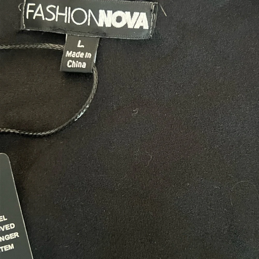 Fashion Nova Hadley Black Double Lined Long Sleeve Midi Dress Size Large - Picture 8 of 9